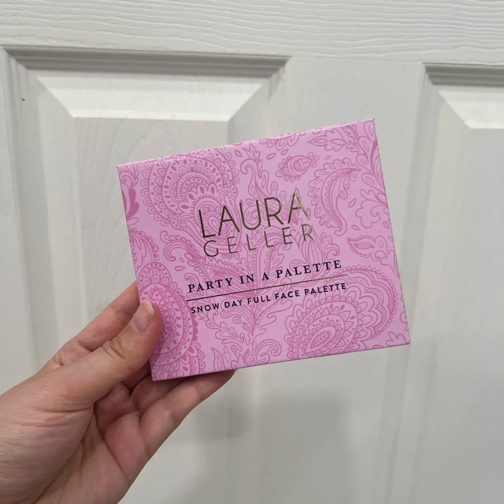 Laura Geller Party In A Palette Home For The Holidays Set of 4 Palettes